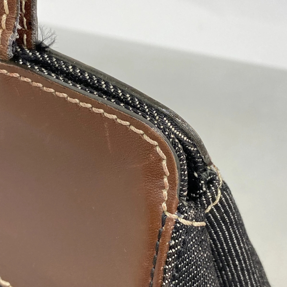 CHANEL Black Tote Bag - Picture 7 of 11